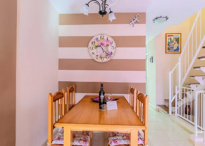 Casa Deborah Callao Salvaje