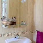 Casa Deborah * 卡亚俄萨尔瓦赫